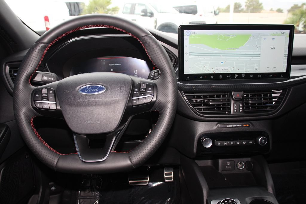 Certified 2023 Ford Escape ST-Line Elite w/ Premium Technology Package AWD/4WD image 17
