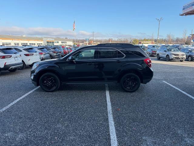 Used 2017 Chevrolet Equinox LT w/ Midnight Edition image 6