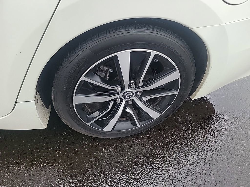 Used 2023 Nissan Maxima SV w/ Floor Mat Group image 18