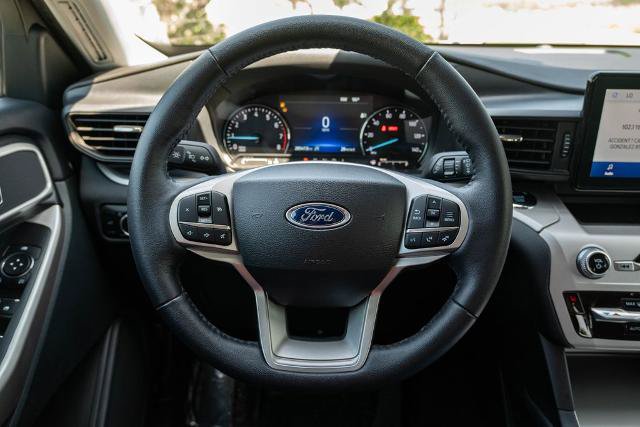 Certified 2024 Ford Explorer XLT RWD image 22