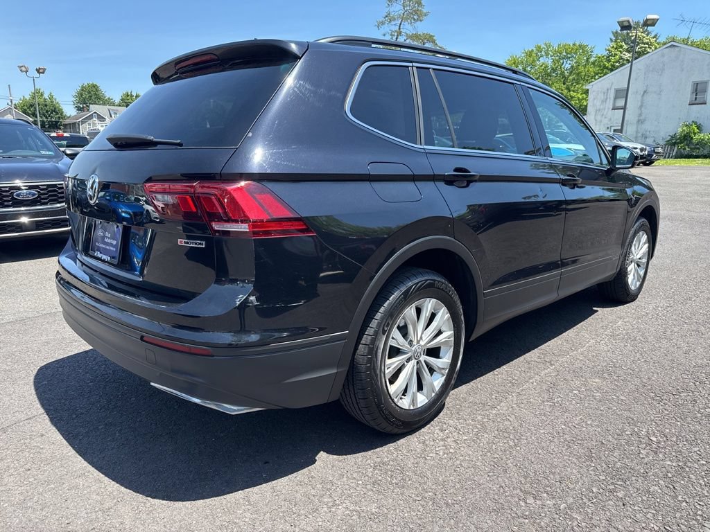 Used 2019 Volkswagen Tiguan SE w/ Panoramic Sunroof Package AWD/4WD image 4