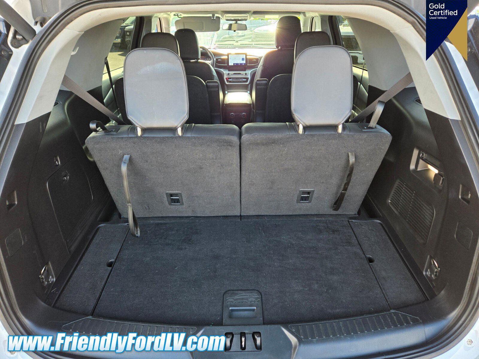 Certified 2021 Ford Explorer XLT w/ Equipment Group 202A image 11