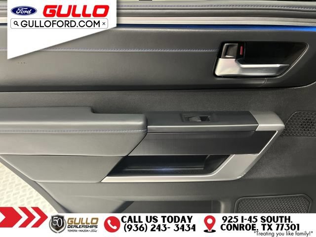 Used 2024 Toyota Sequoia Platinum AWD/4WD image 19