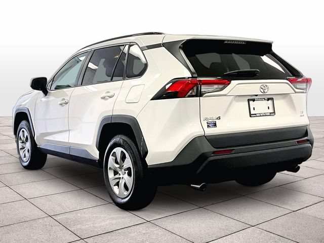 Used 2021 Toyota RAV4 LE AWD/4WD image 10