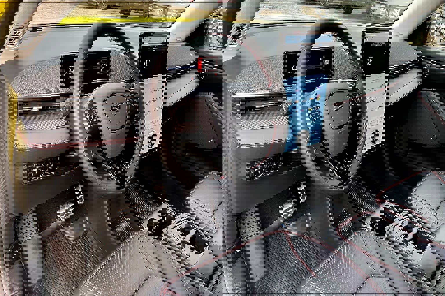 Certified 2025 Ford Mustang Mach-E Premium w/ Sport Appearance Package image 17