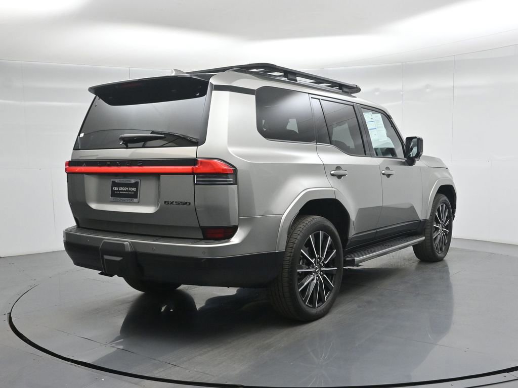 Used 2025 Lexus GX 550 w/ Accessory Package (2T) image 12