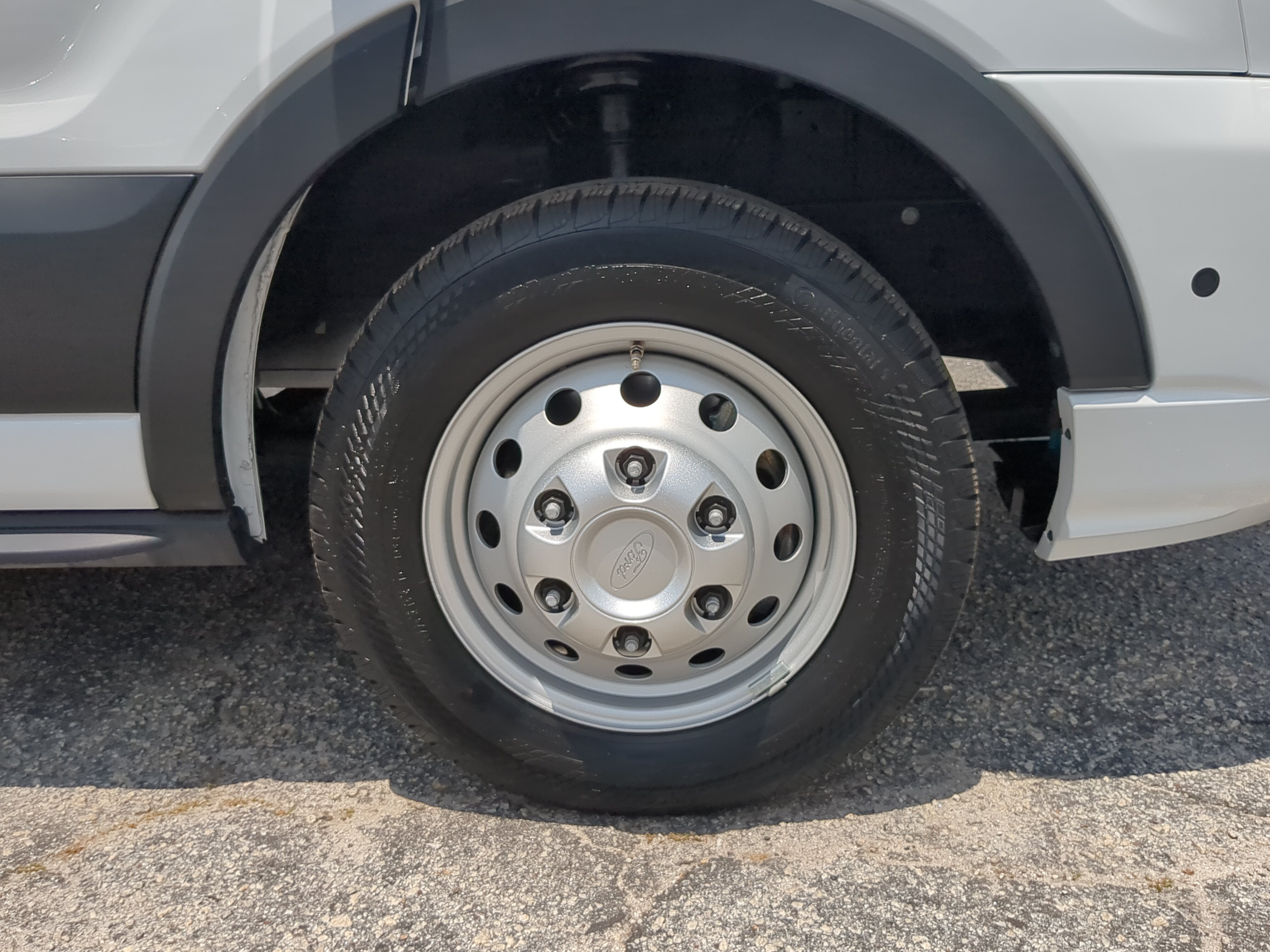 Certified 2025 Ford Transit 350 XLT RWD image 9