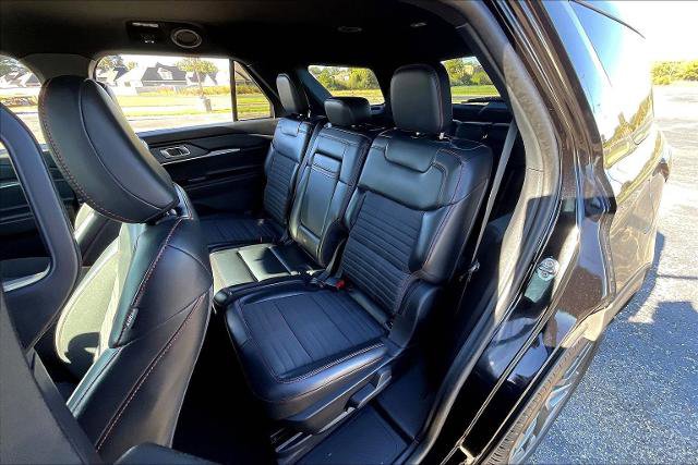 Certified 2025 Ford Explorer ST-Line w/ ST-Line Street Pack AWD/4WD image 17