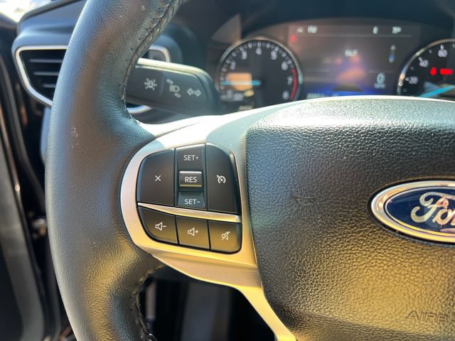Certified 2024 Ford Explorer XLT w/ Equipment Group 202A AWD/4WD image 16