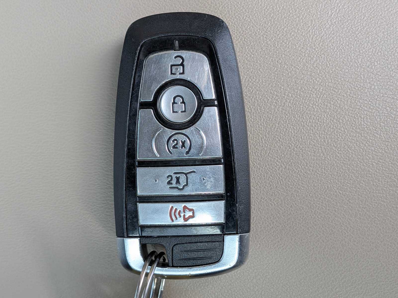 Certified 2023 Ford Explorer XLT w/ Equipment Group 202A AWD/4WD image 29