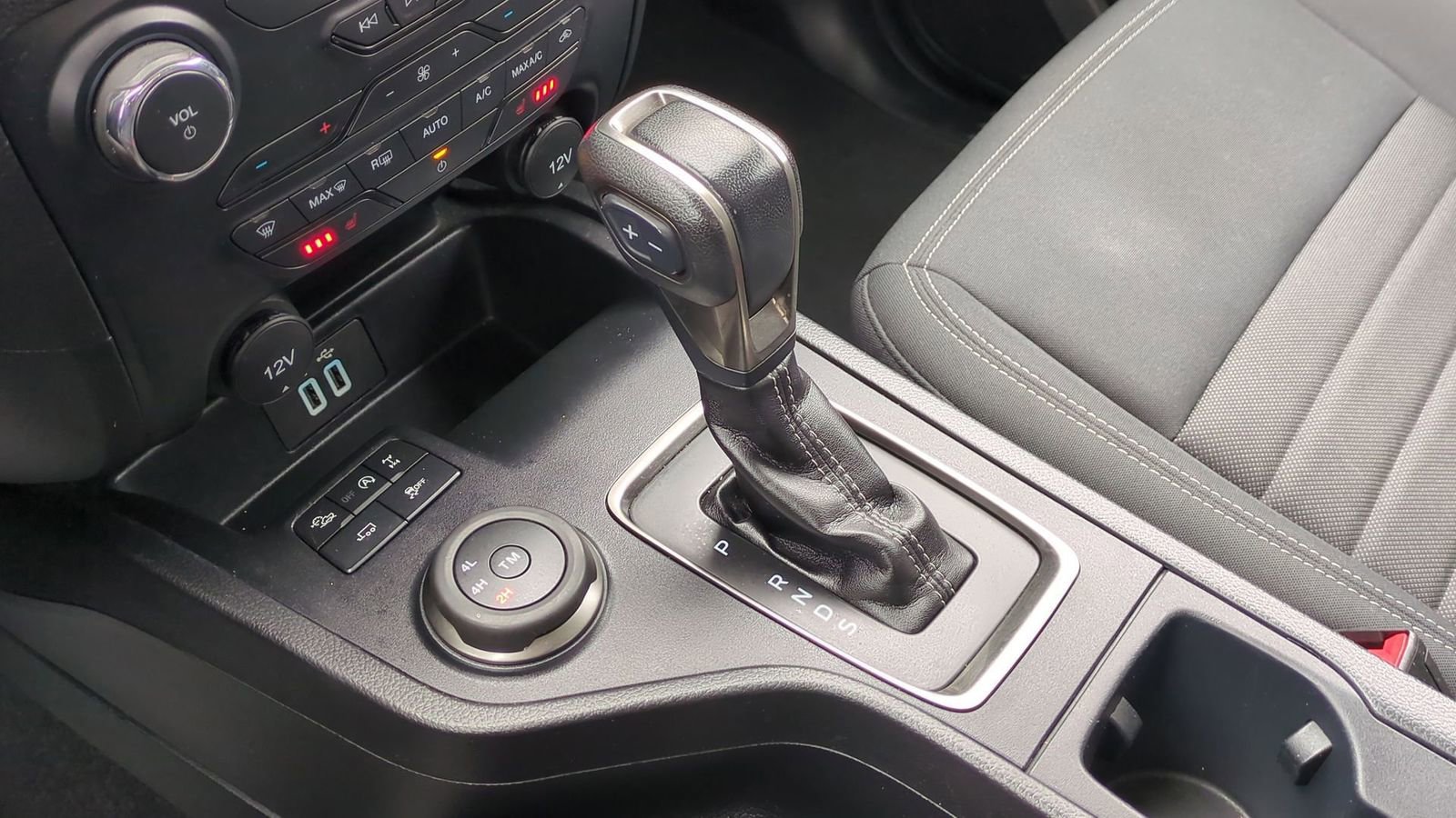 Certified 2022 Ford Ranger XLT w/ Equipment Group 302A High image 37