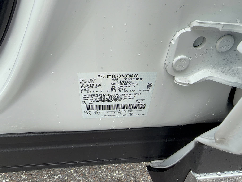 Certified 2024 Ford Explorer XLT w/ Equipment Group 202A RWD image 36