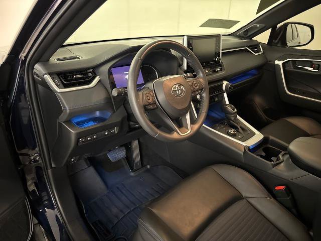 Used 2019 Toyota RAV4 XSE w/ XSE Weather Package AWD/4WD image 6
