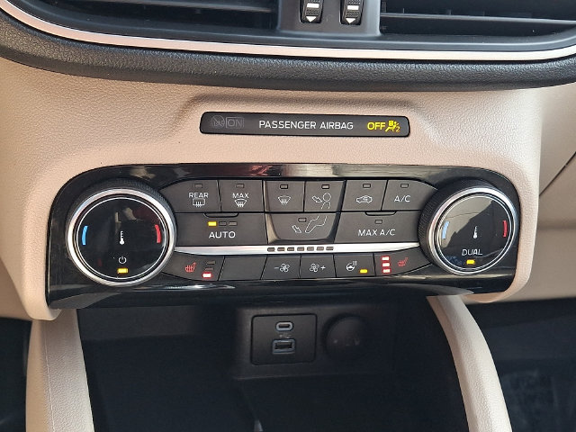 Certified 2022 Ford Escape SEL w/ Technology Package FWD image 15