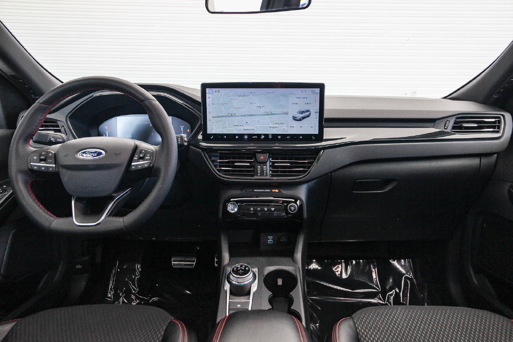 Certified 2023 Ford Escape ST-Line w/ Tech Pack #1 FWD image 6