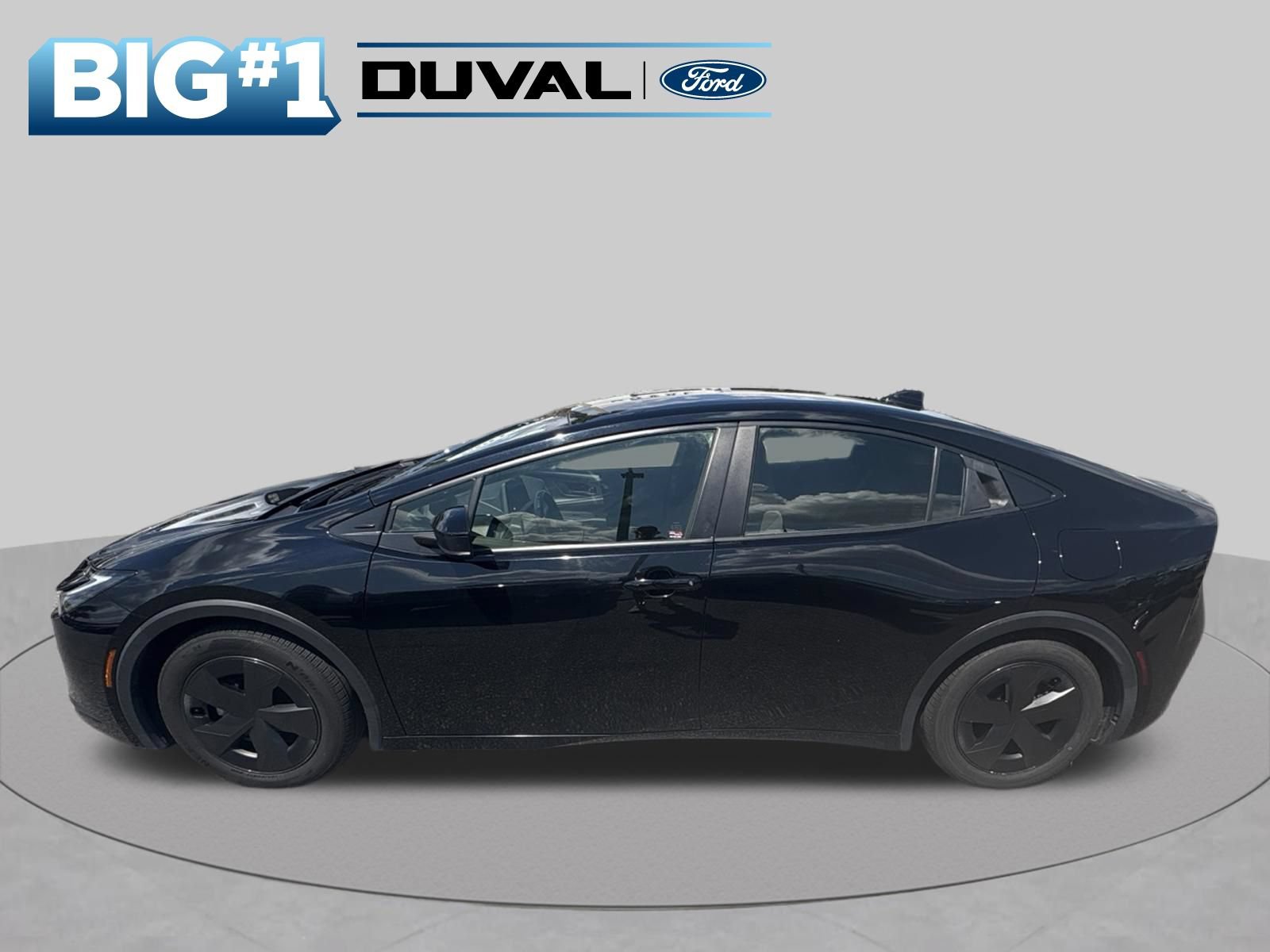 Used 2024 Toyota Prius LE FWD video 3