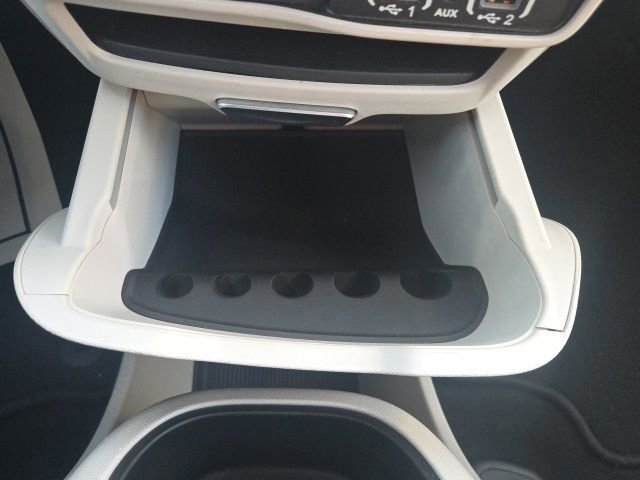 Used 2023 Chrysler Pacifica Touring-L image 33