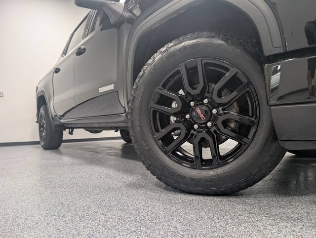 Used 2023 GMC Sierra 1500 Elevation AWD/4WD image 3