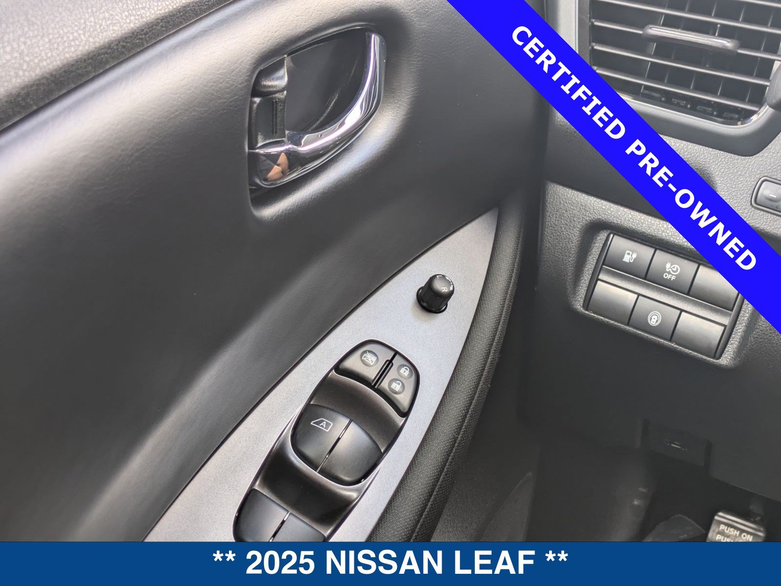 Used 2025 Nissan Leaf S FWD image 24