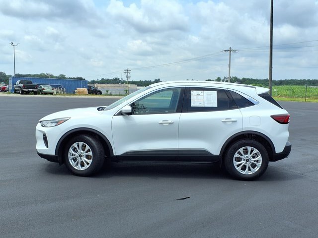 Certified 2023 Ford Escape Active w/ Tech Pack #2 AWD/4WD image 2