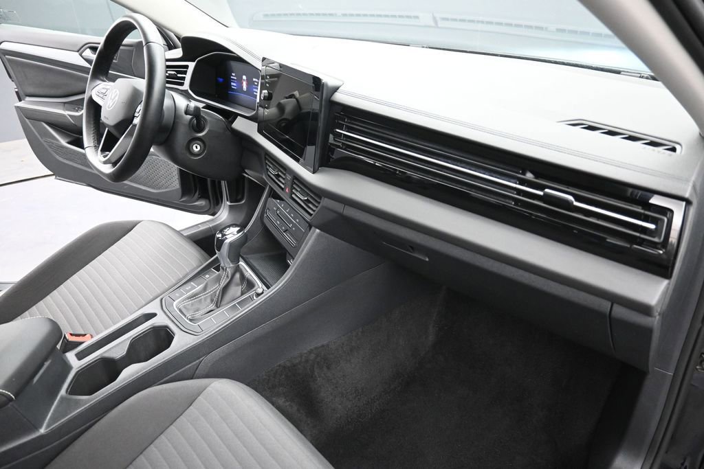 Used 2025 Volkswagen Jetta S FWD image 12