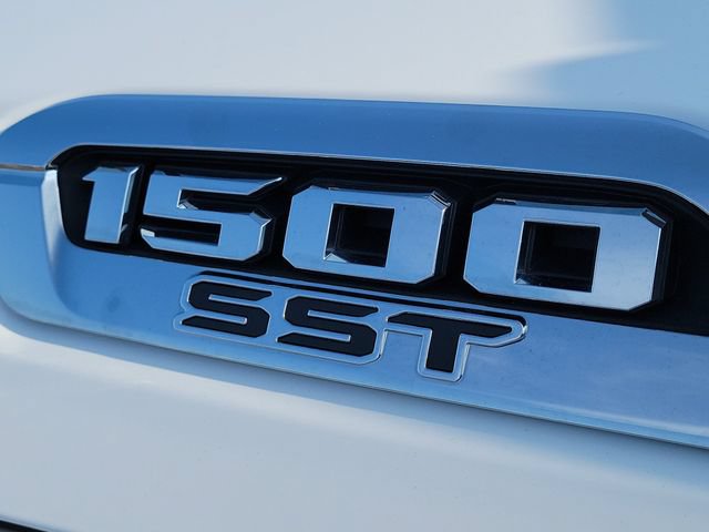 Used 2025 RAM 1500 Big Horn AWD/4WD image 7