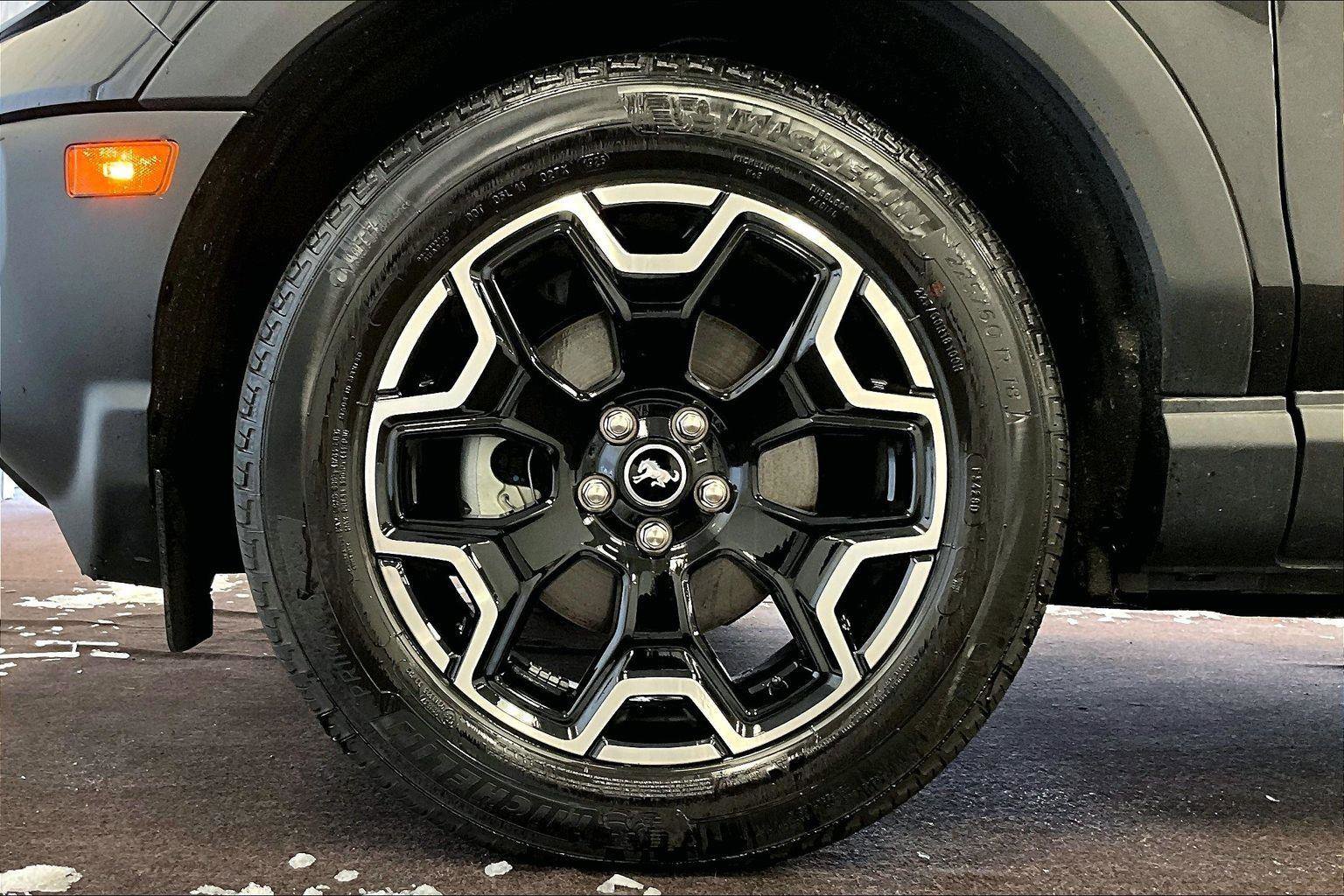 Certified 2025 Ford Bronco Sport Outer Banks w/ Outer Banks Tech Package+ image 8