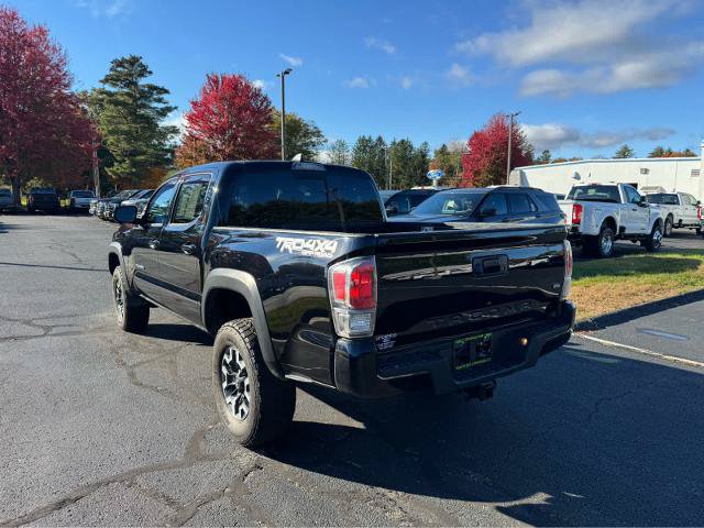 Used 2020 Toyota Tacoma TRD Off-Road AWD/4WD image 3