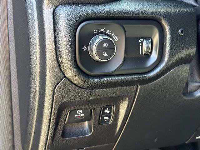 Used 2020 RAM 1500 Big Horn RWD image 24