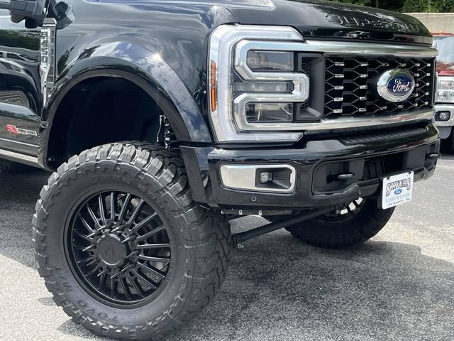 Certified 2025 Ford F450 Platinum w/ Platinum Plus Package AWD/4WD image 11