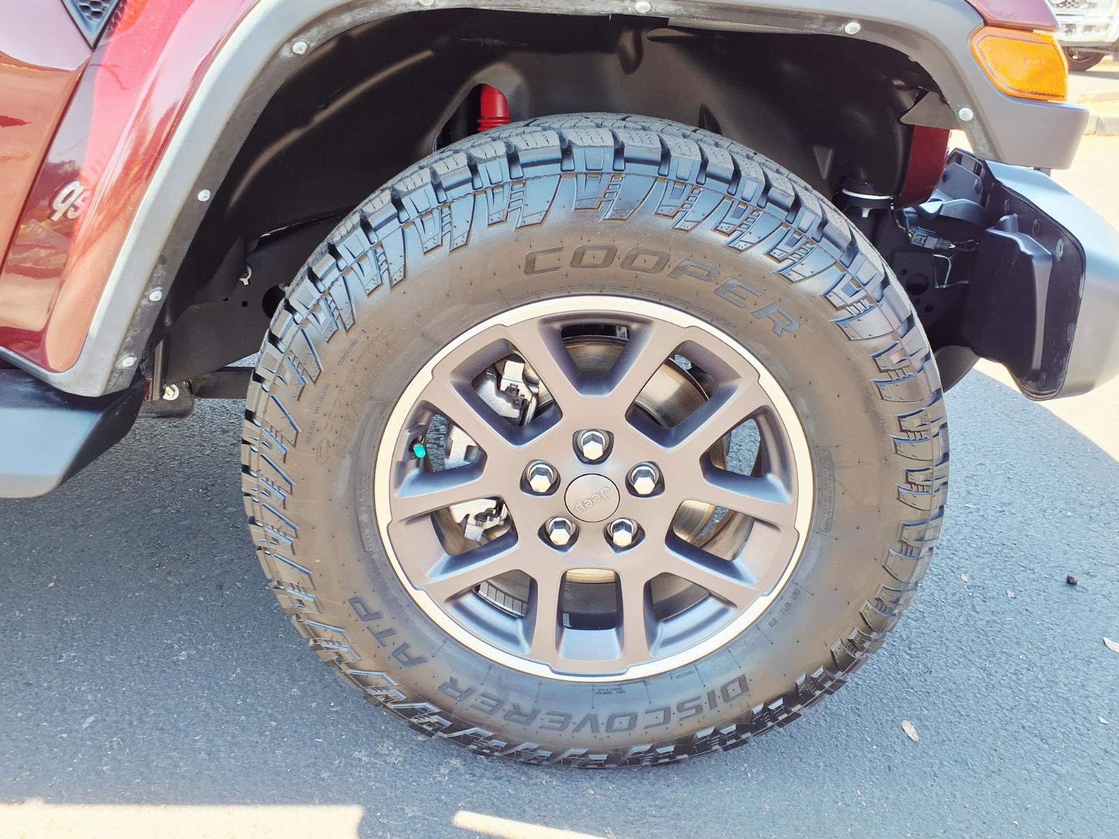 Used 2022 Jeep Gladiator Overland image 9