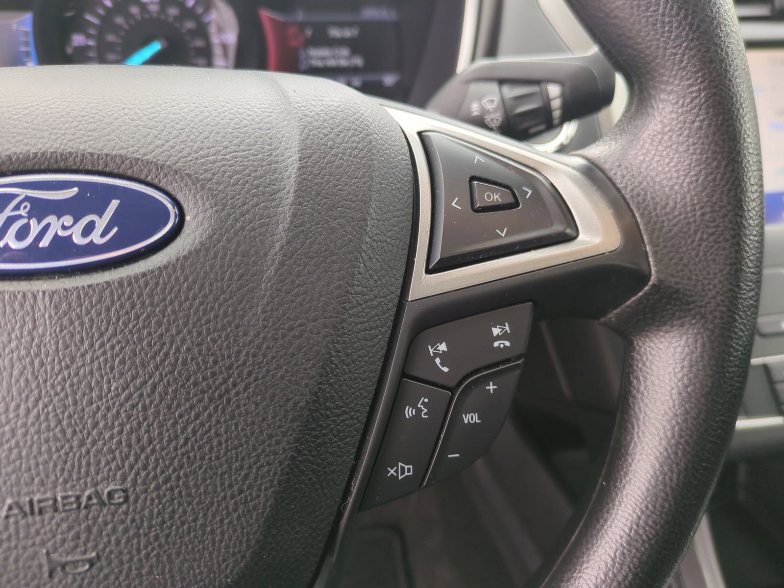 Certified 2020 Ford Fusion SE image 38