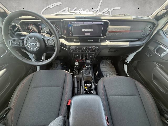 Used 2025 Jeep Gladiator Rubicon w/ Steel Bumper Group AWD/4WD image 21