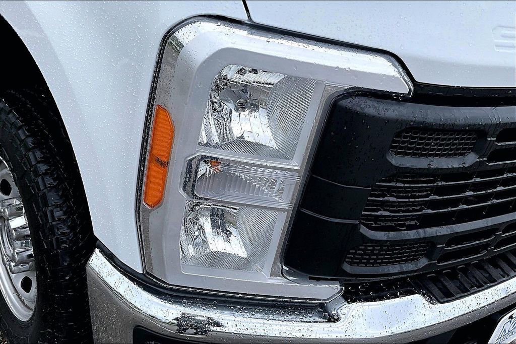 Certified 2023 Ford F250 XL w/ XL Chrome Package AWD/4WD image 30