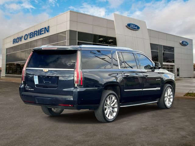 Used 2019 Cadillac Escalade ESV Luxury AWD/4WD image 5