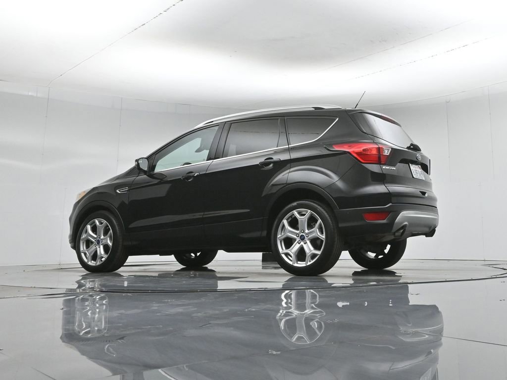 Certified 2019 Ford Escape Titanium FWD image 21