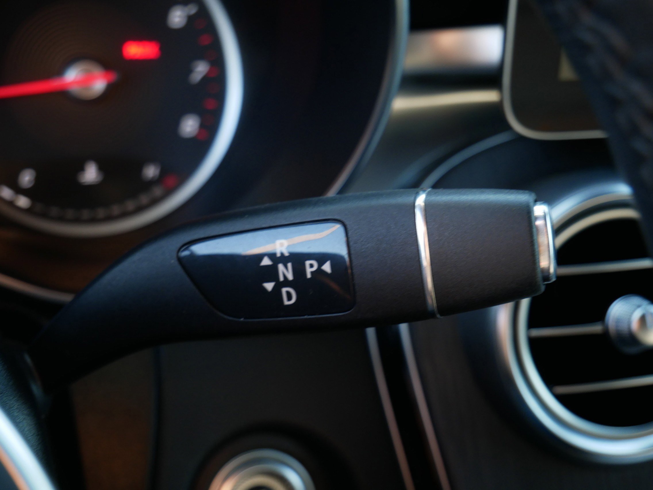 Used 2022 Mercedes-Benz GLC 300 4MATIC image 24