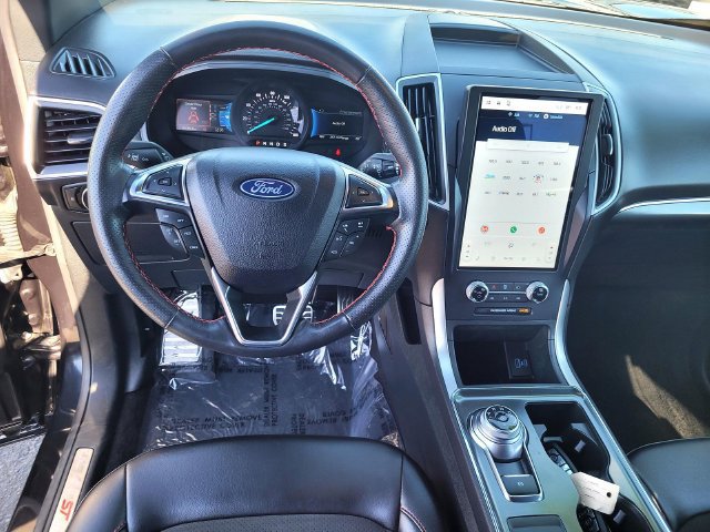 Certified 2024 Ford Edge ST-Line AWD/4WD image 9