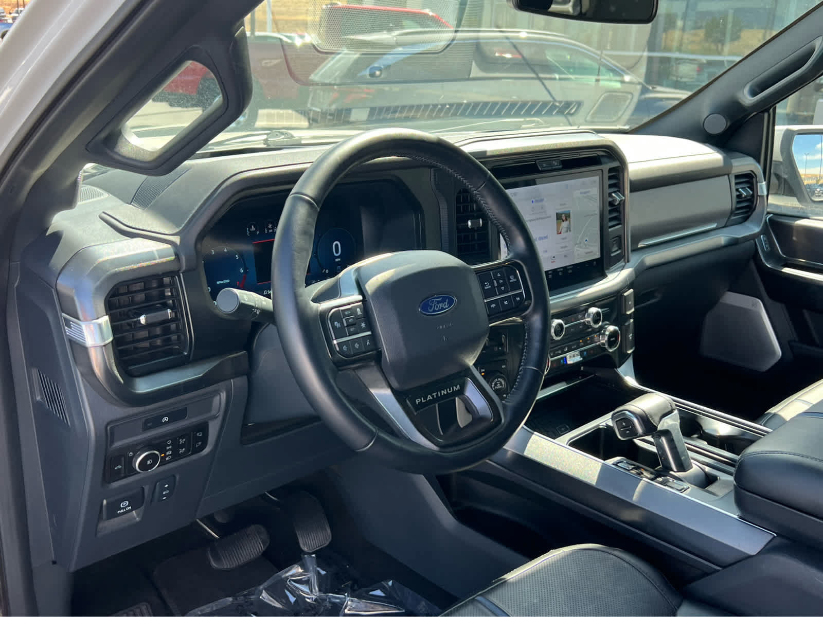 Certified 2025 Ford F150 Platinum w/ FX4 Off-Road Package AWD/4WD image 29