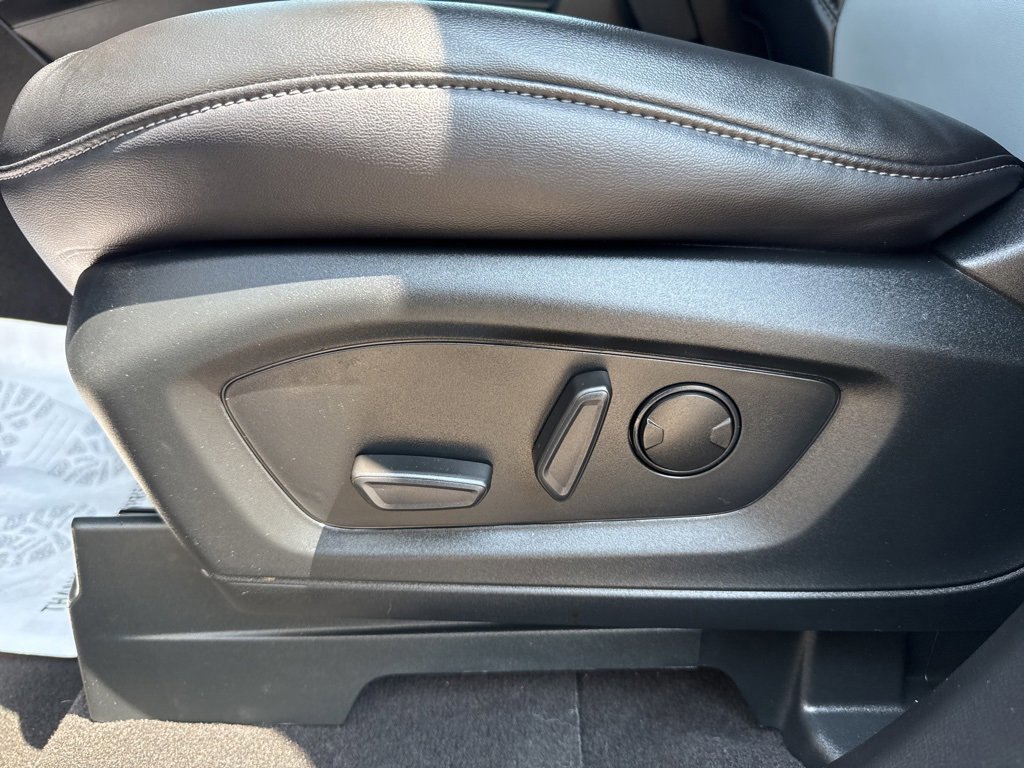 Certified 2023 Ford Explorer XLT w/ Equipment Group 202A image 24