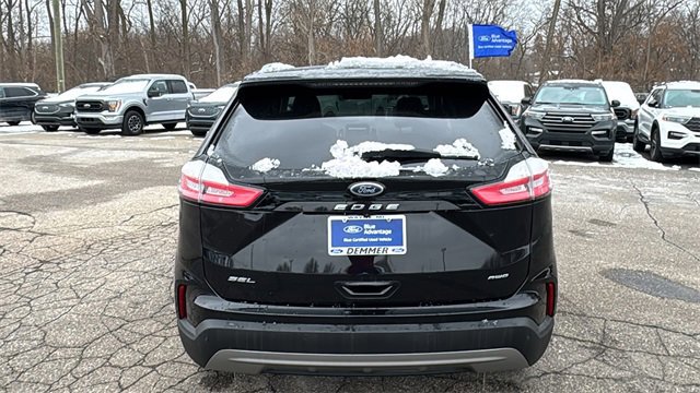 Certified 2022 Ford Edge SEL w/ Convenience Package image 4