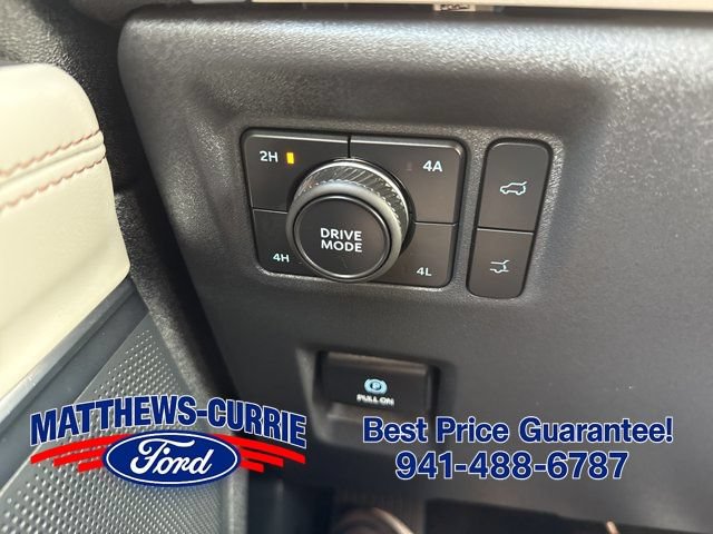 Certified 2025 Ford Expedition Active AWD/4WD image 28