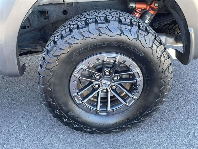 Certified 2020 Ford F150 Raptor w/ Equipment Group 802A Luxury image 25