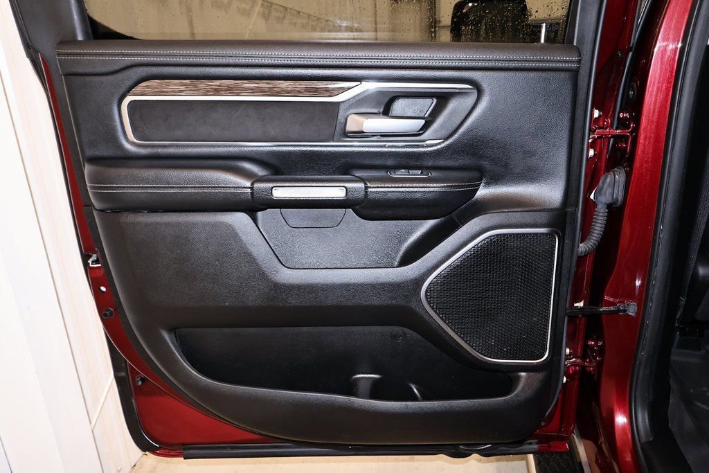 Used 2019 RAM 1500 Laramie image 19