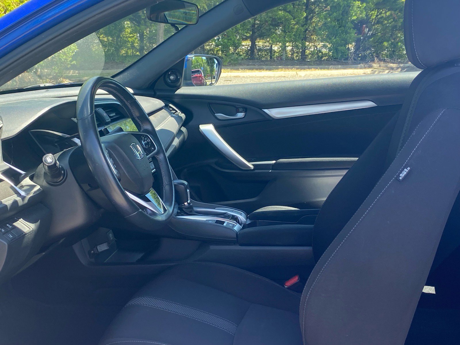 Used 2019 Honda Civic EX image 9