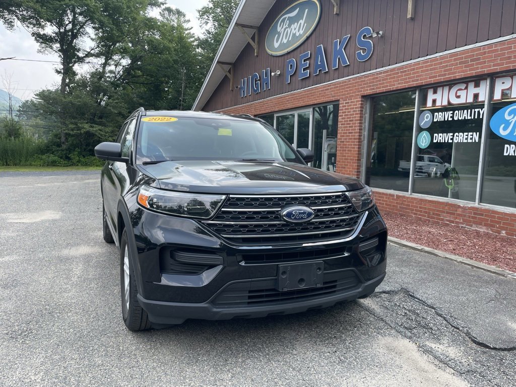 Certified 2022 Ford Explorer XLT image 2