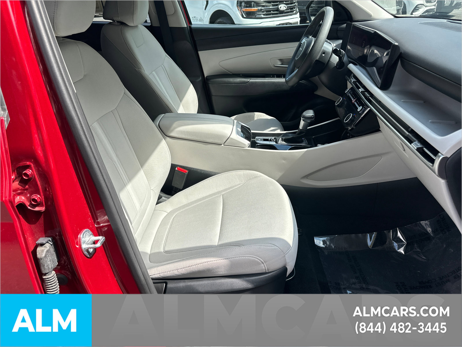Used 2025 Hyundai Tucson SEL FWD image 15