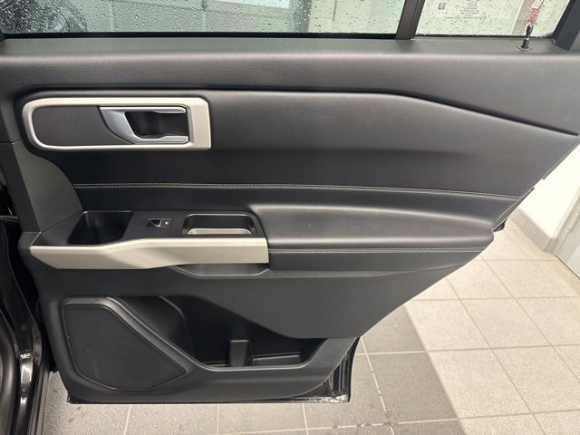Certified 2022 Ford Explorer XLT w/ Equipment Group 202A image 12