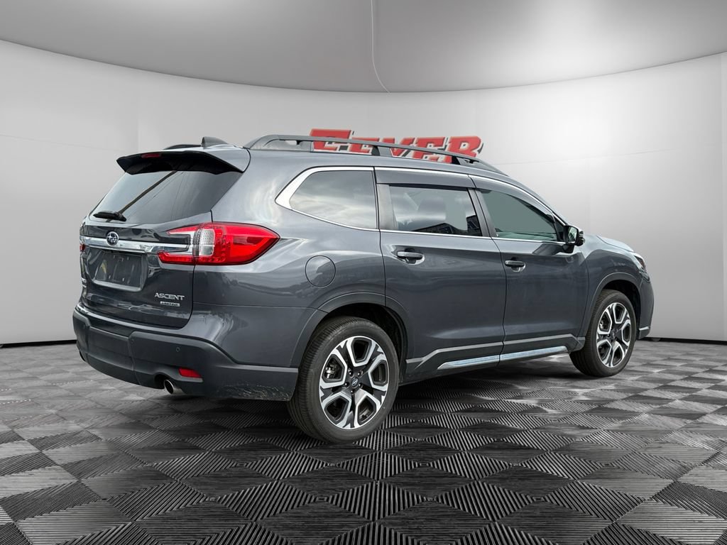 Used 2023 Subaru Ascent Limited w/ Technology Package AWD/4WD image 5