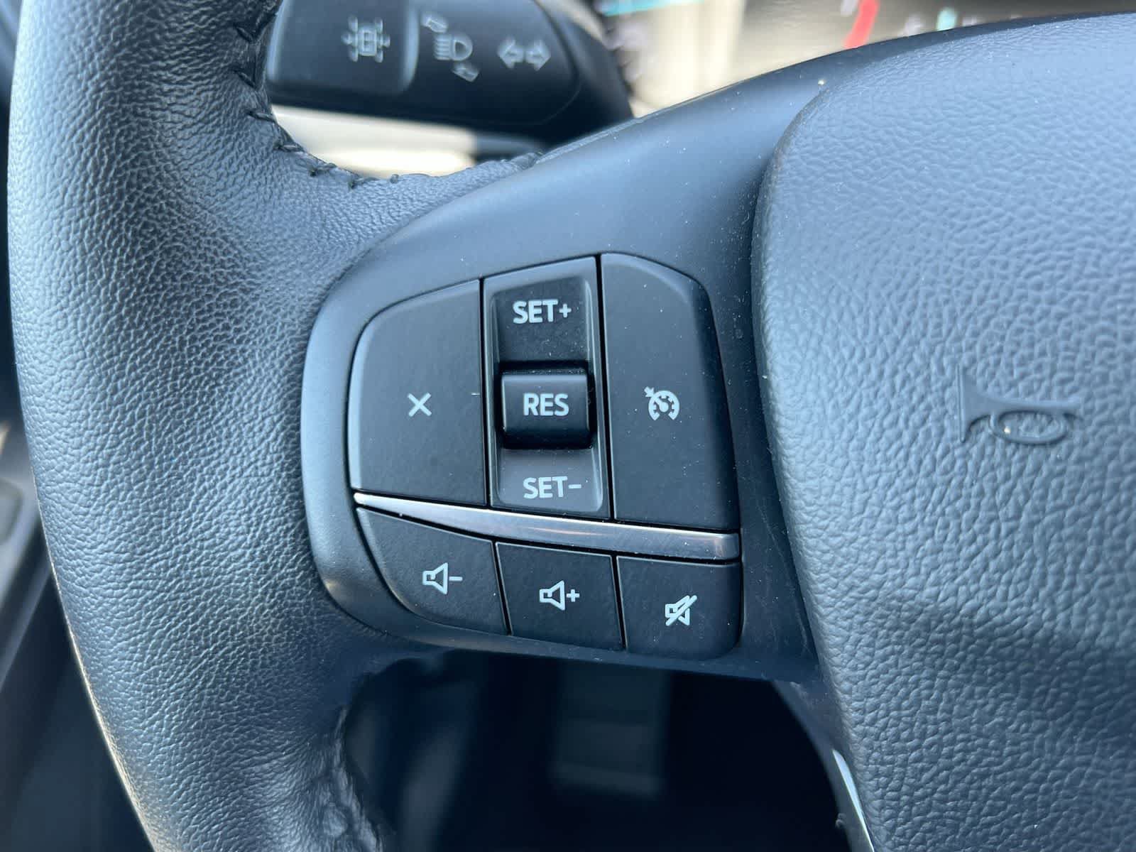 Certified 2020 Ford Escape SEL AWD/4WD image 23